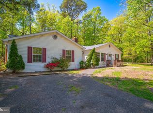 295 Harbor Dr, Lusby, MD 20657