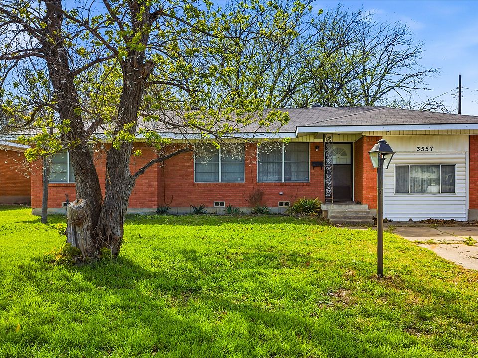 1st image of 3557 Montreal Cir