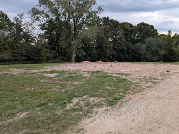 14271 Pleasant Ridge Rd, Rogers, AR 72756