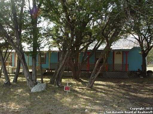2nd image of 640 CLAYRIDGE