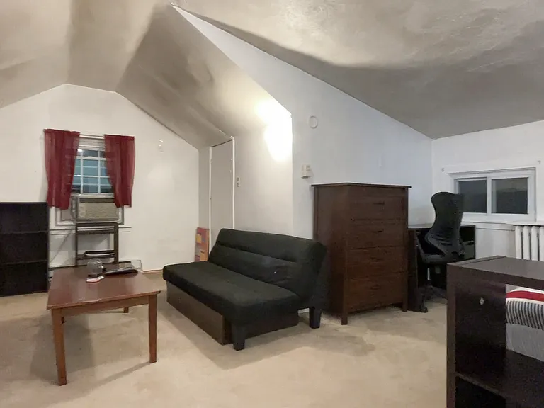3615 20th St NE #UPSTAIRS — Photo 11