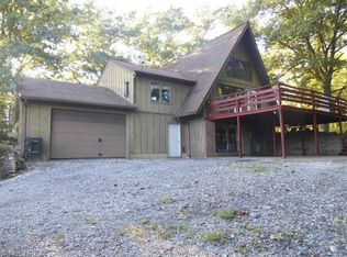 49718 State Route 113, Amherst, OH 44001