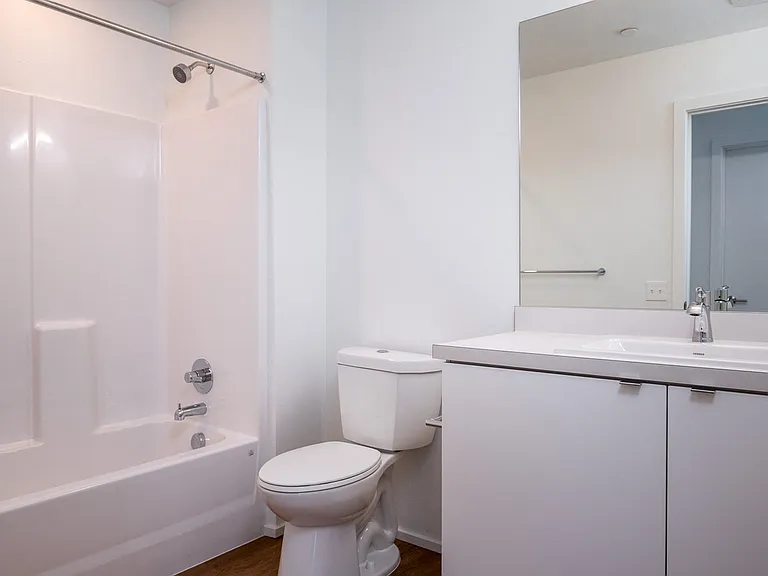 Rockwood Village Apartments — Photo 36