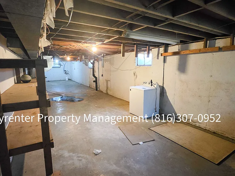 9307 E 15th St S — Photo 8