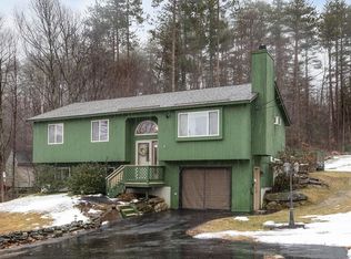 105 G H Carter Dr, Danville, NH 03819