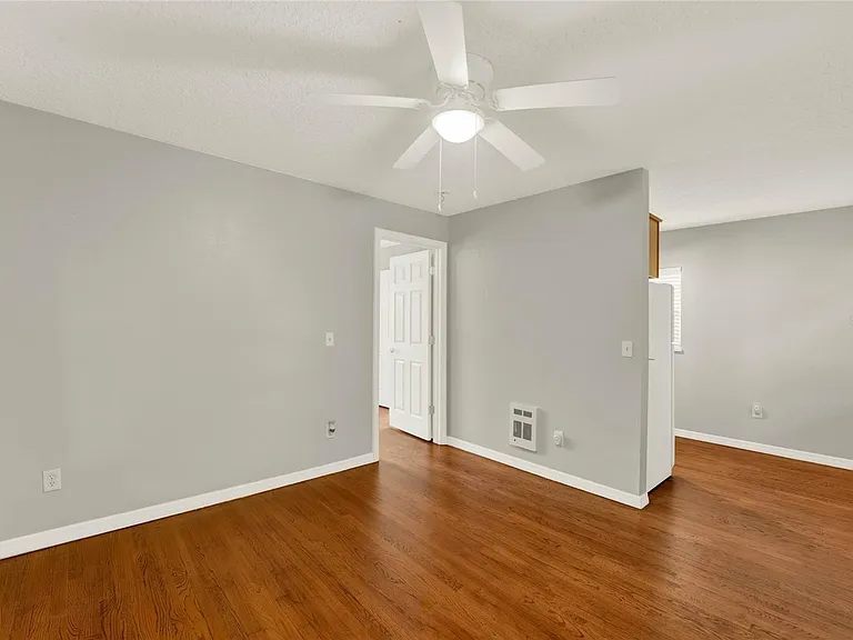 1020 Alba Dr #1020 — Photo 6