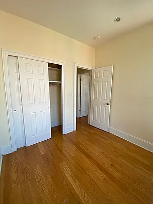 Rented by EXR | media 19