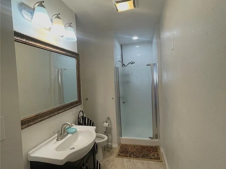 620 N Janss Way #2 — Photo 4