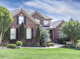 9015 Linksvue Dr, Knoxville, TN 37922