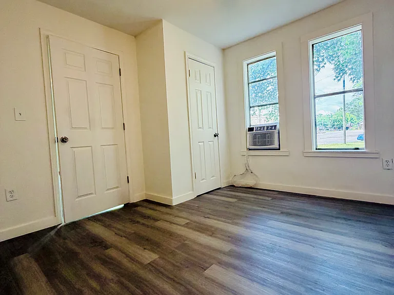 2317 Walnut St #2317 — Photo 10
