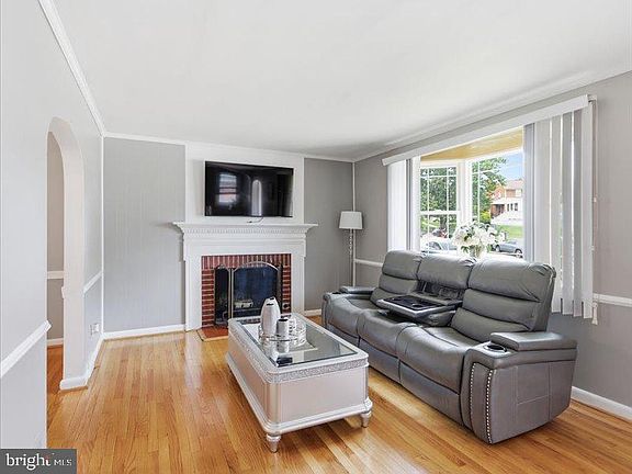 5th image of 3503 Cascade Ave