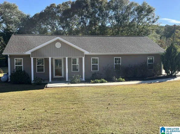 16 Bernard Couch Dr, Anniston, AL 36207