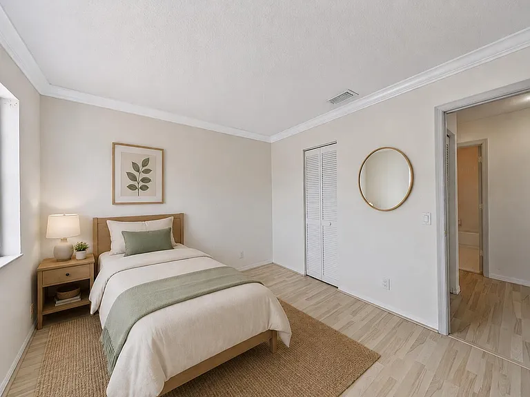 4583 NW 7th Pl — Photo 33