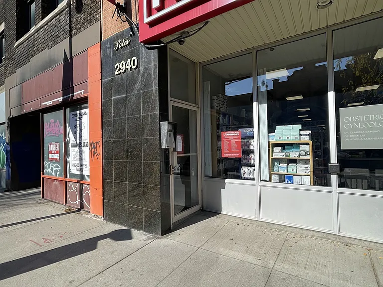 2940 Dundas St W #5 — Photo 13