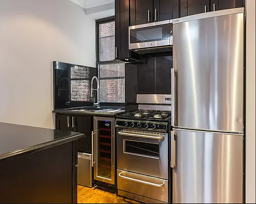 Rented by REAL New York | media 5