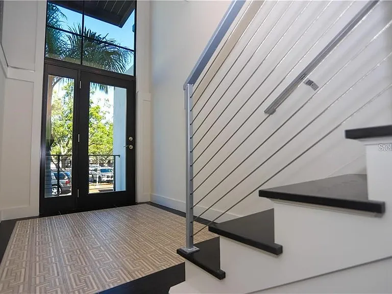 2814 W Barcelona St — Photo 4