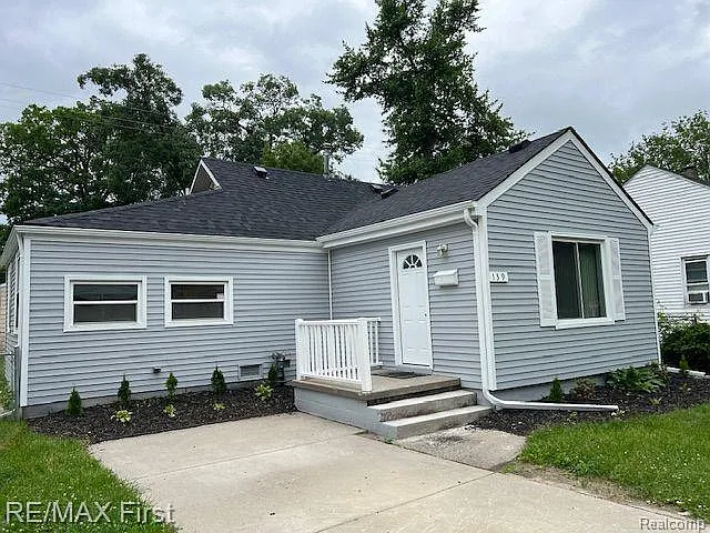 139 W Jarvis Ave photo 1