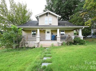 755 2nd Ave SW, Hickory, NC 28602