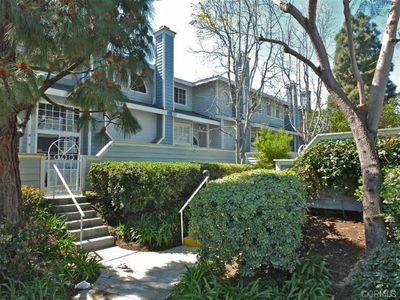 8125 Islandview Cir APT D, Huntington Beach, CA, 92646