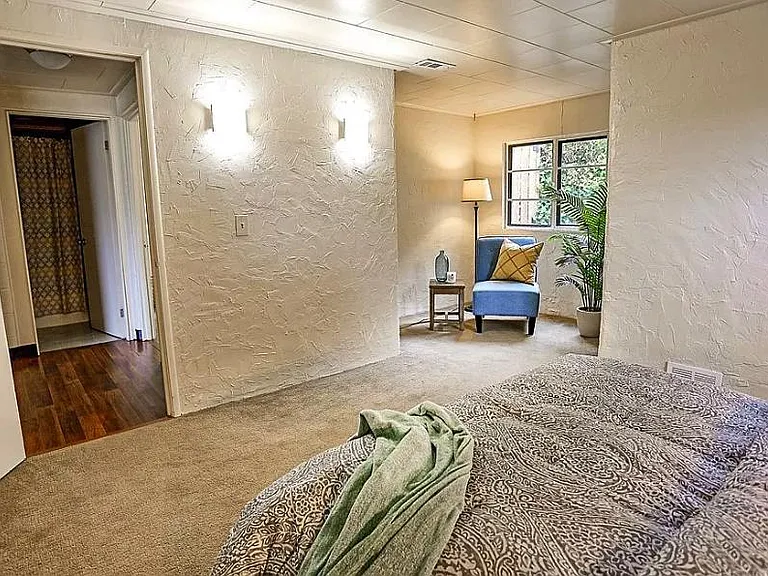 807 Birch St — Photo 13