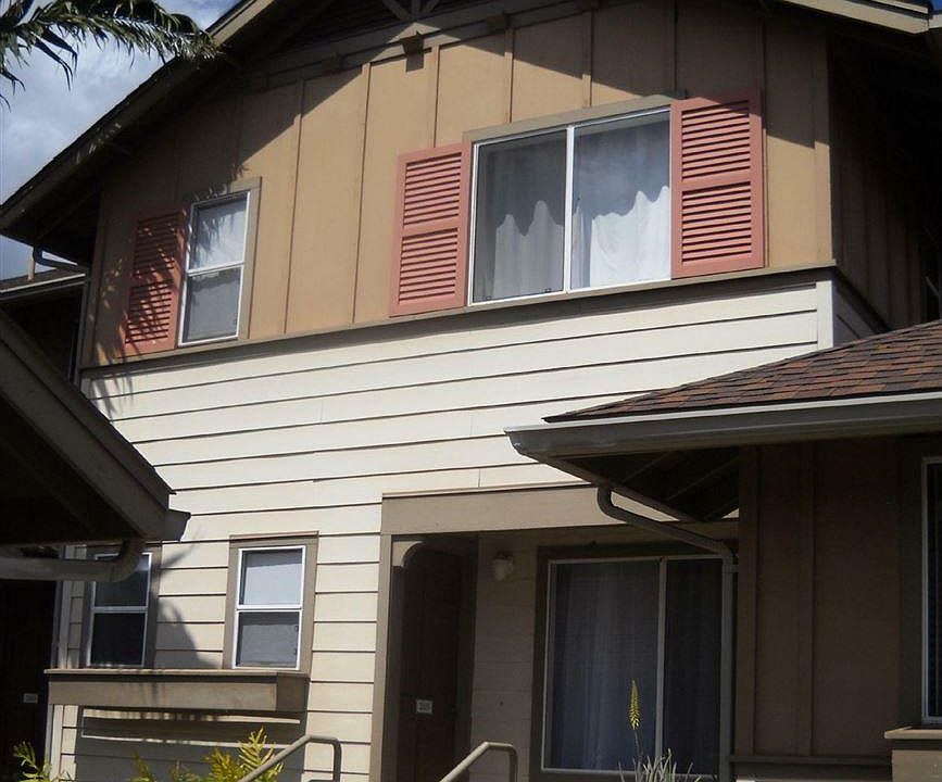 1st image of 642 Meakanu Ln APT 2005