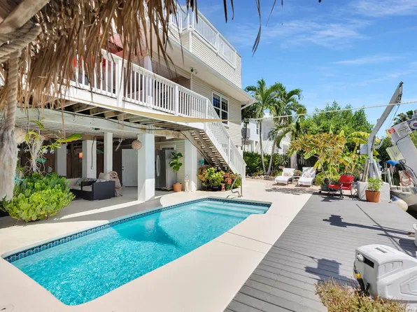 27416 Tobago Ln, Ramrod Key, FL 33042