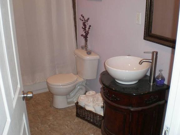 4th image of 4453 Delmar Blvd