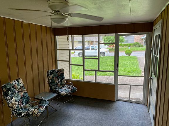 Breezway looking front