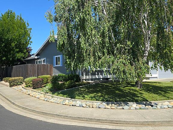 2nd image of 1781 Larkin Dr