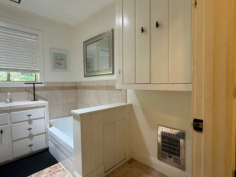 14322 Meadow Dr — Photo 19