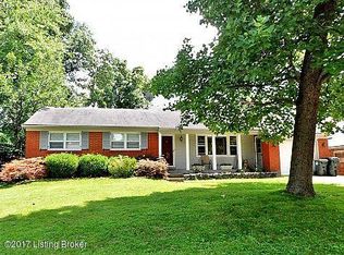 1902 Janlyn Rd, Jeffersontown, KY 40299