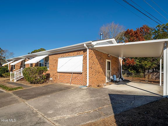 4th image of 4837 Sandy Court