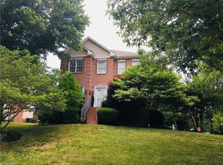 2265 Glenshire Ct, Winston Salem, NC 27127