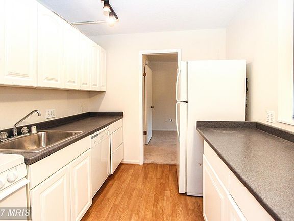 5th image of 7501 Democracy Blvd APT B111