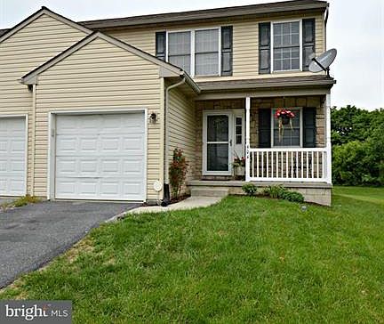 1st image of 404 Elmshire Dr