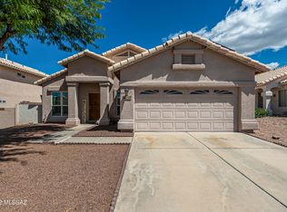 149 S Palace Gardens Dr, Tucson, AZ 85748