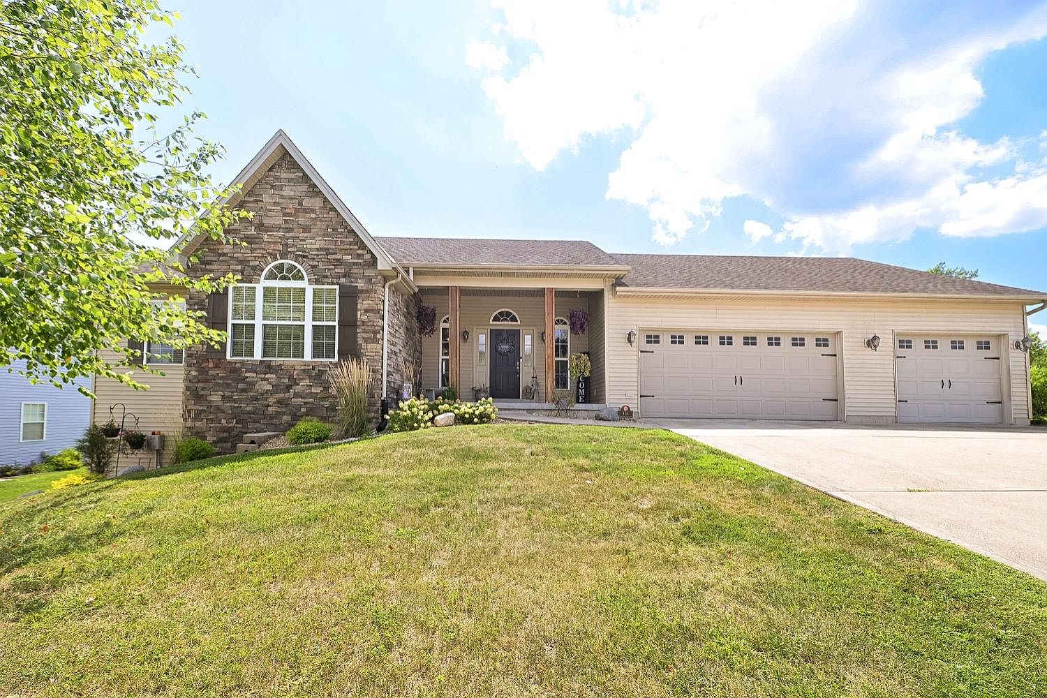 136 Crossbow Trl, Lawrenceburg, IN 47025 Zillow