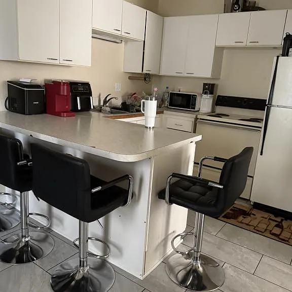 504 Wisconsin St — Photo 10