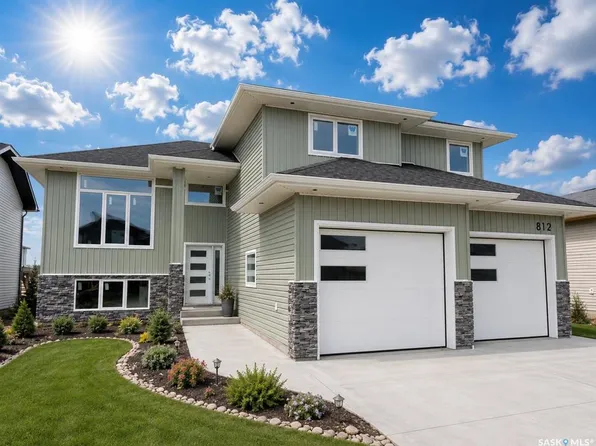 812 Ballesteros CRESCENT, Warman, SK S0K 4S4