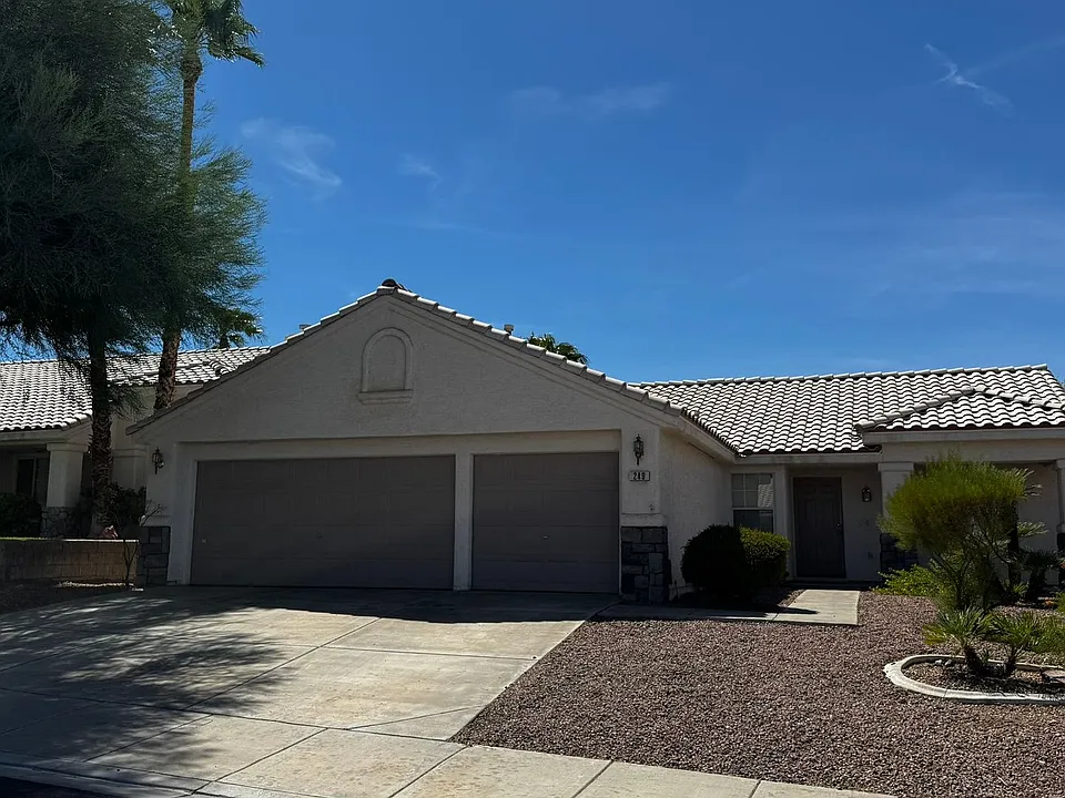 249 Datura St