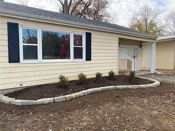2nd image of 3104 Faraon St