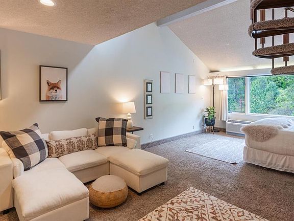 2nd image of 314 N Tamarron Drive #218