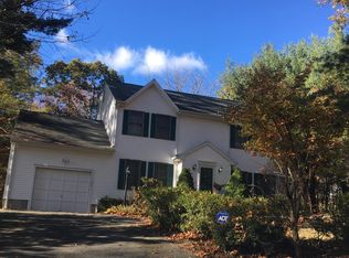 198 Forest Rd, Milford, CT 06461