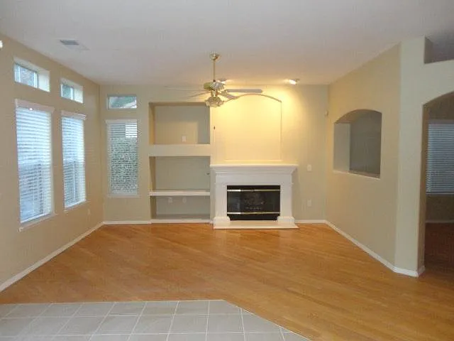 2276 E Trenton Ave — Photo 5
