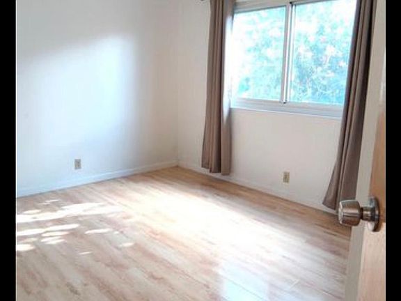 2nd image of 136 Marbly Ave #1