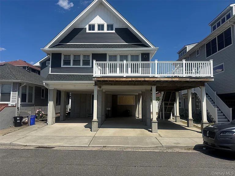 84 Maryland Ave — Photo 1