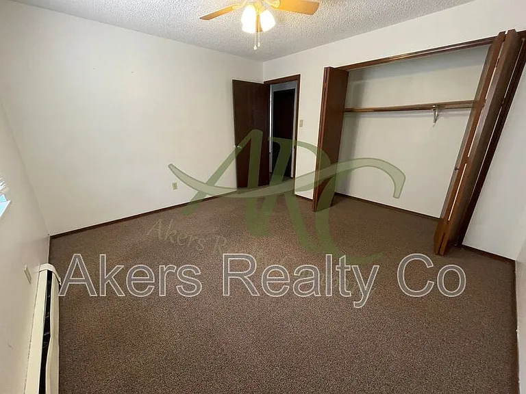 1322 Anita St — Photo 14