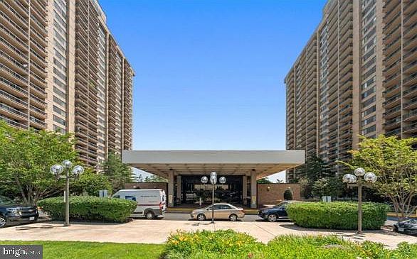 1st image of 3701 S George Mason Dr Unit 1510N