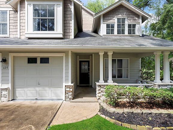 3rd image of 123 Sheerborne Ct