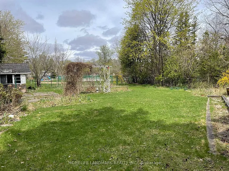 222 Cummer Ave — Photo 10